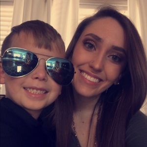 Meet your Posher, Mandy